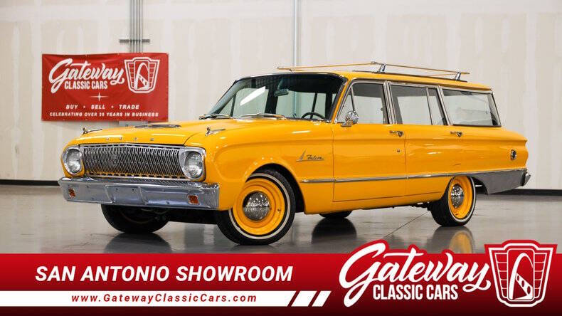 Ford-Falcon-1962-Yellow-Navy-Blue