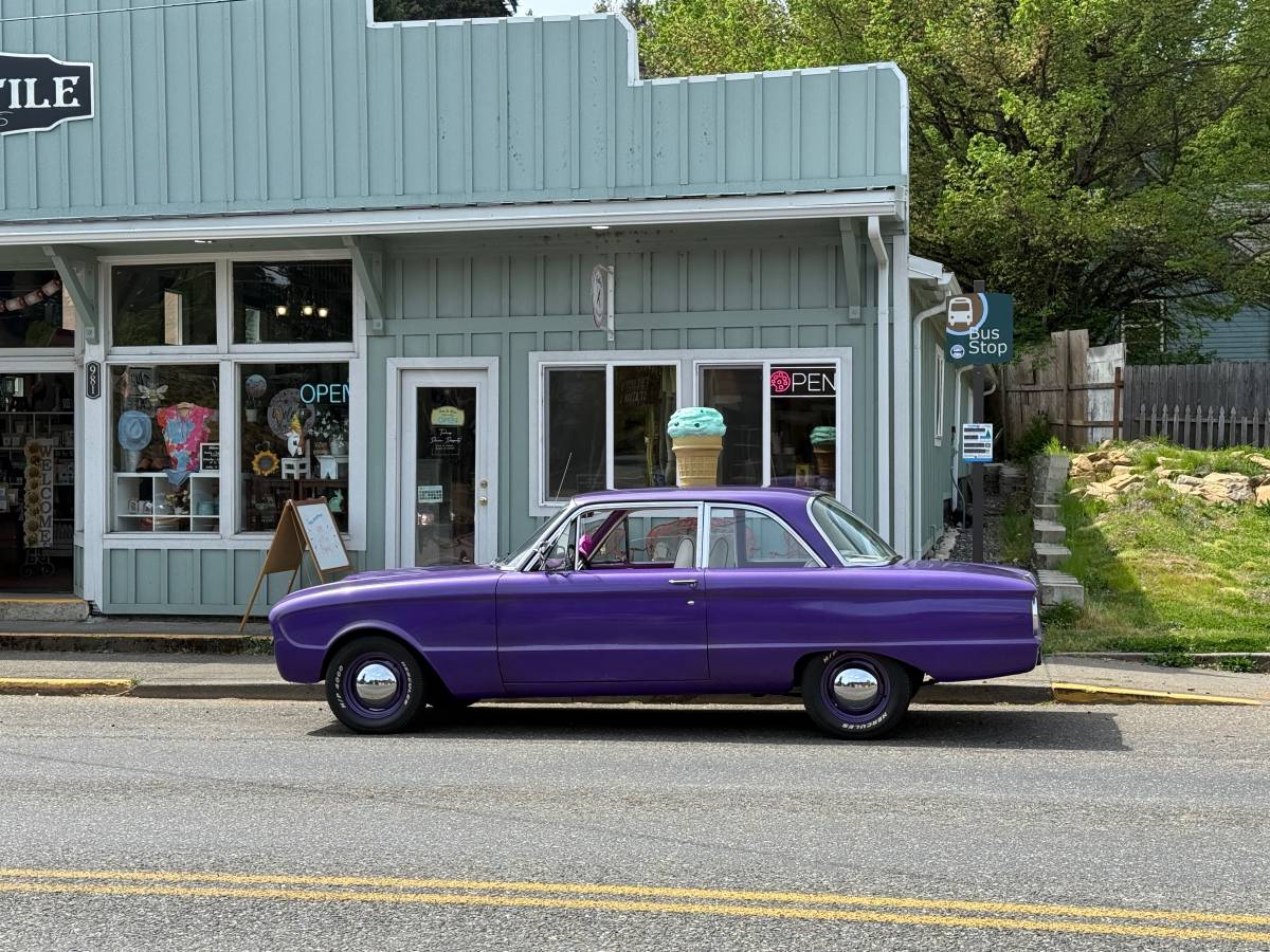 Ford-Falcon-1962-purple