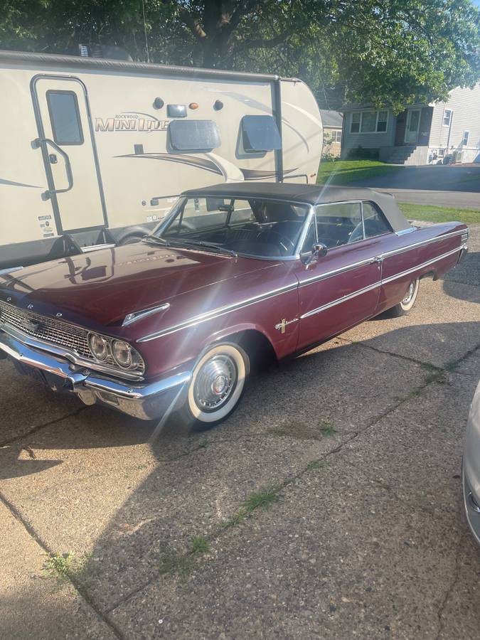 Ford-Galaxie-500-1963