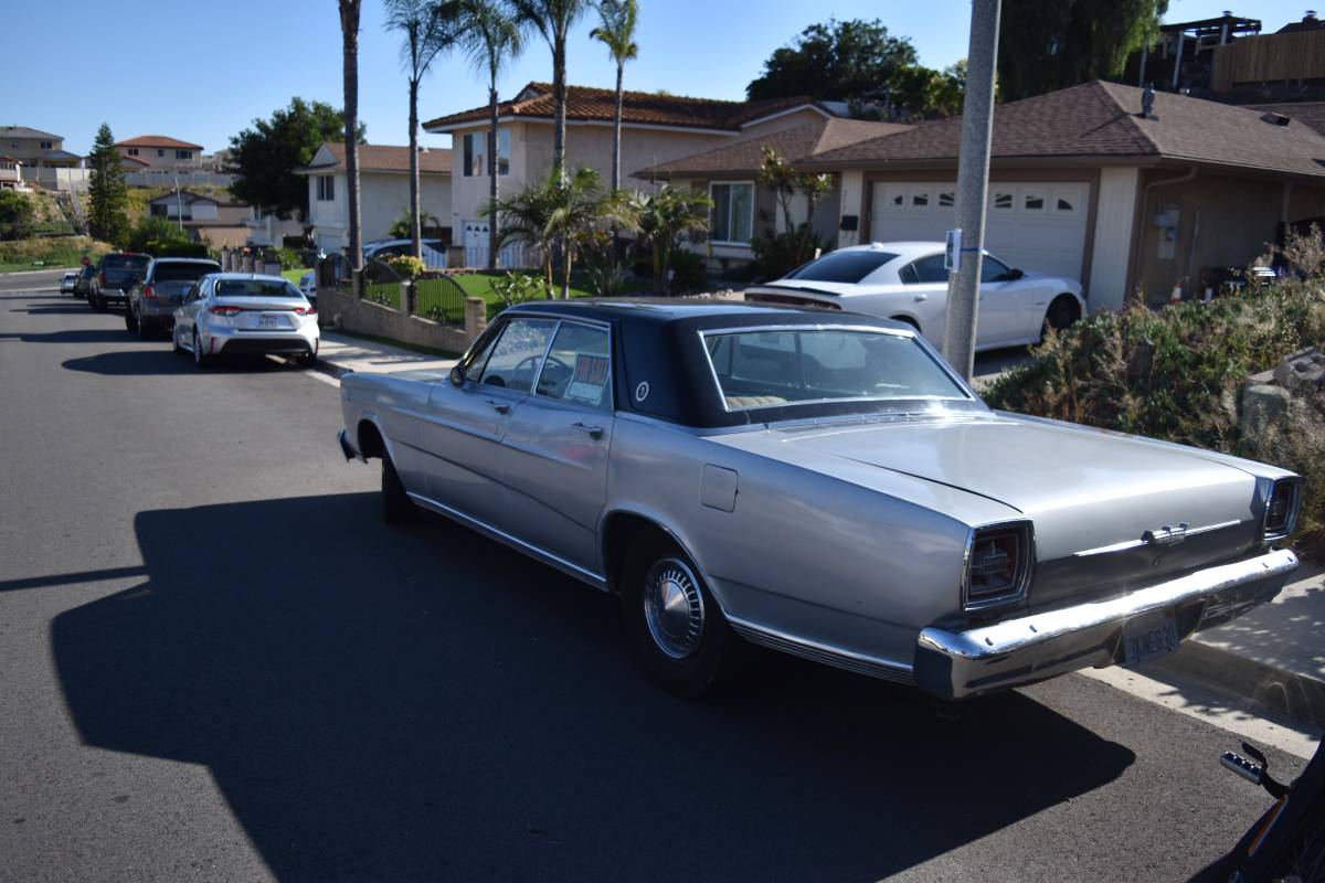 Ford-Galaxie-500-1966