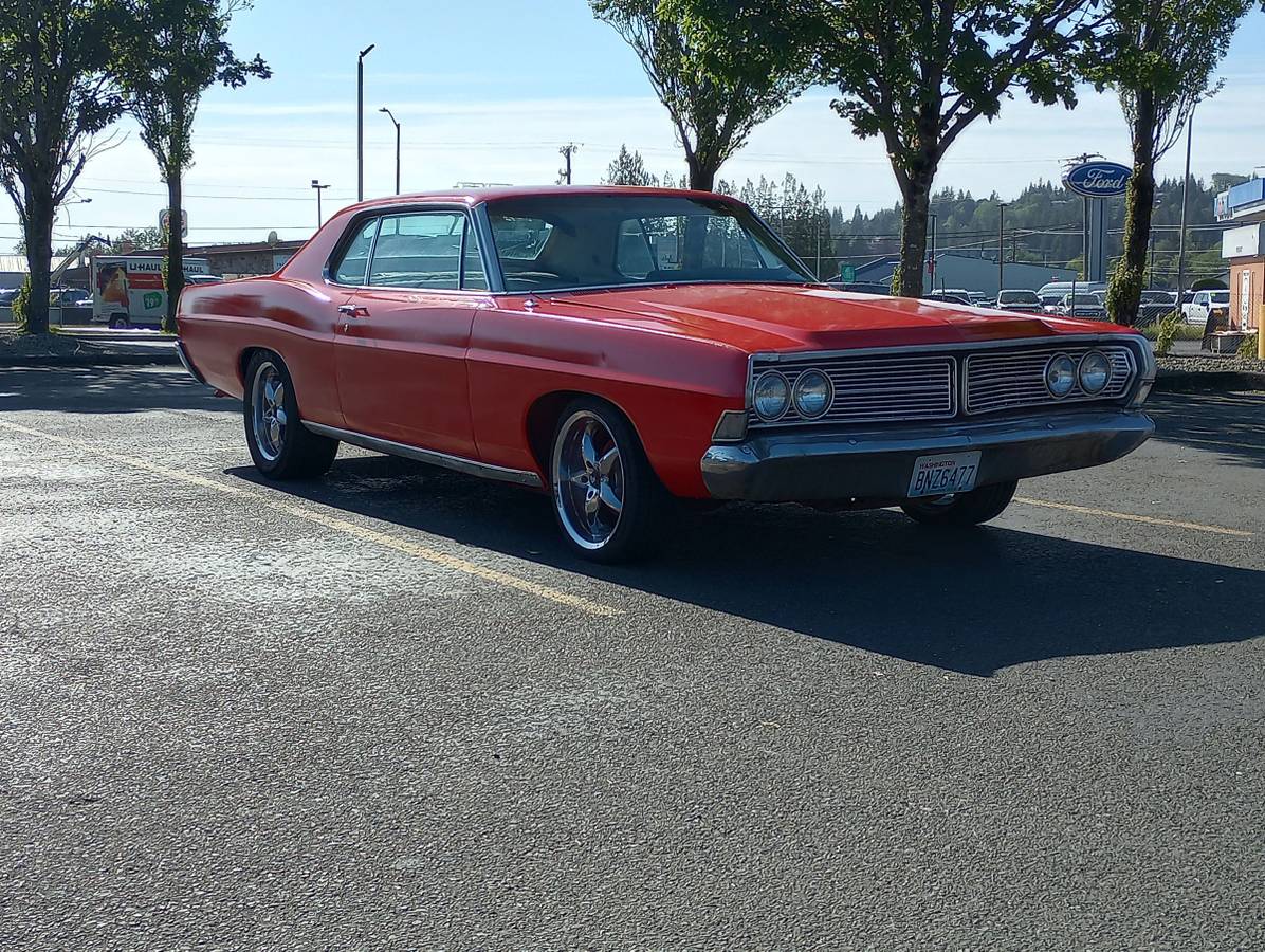 Ford-Galaxie-500-1968-red