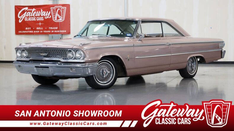 Ford-Galaxie-500xl-1963-Rose-Rose