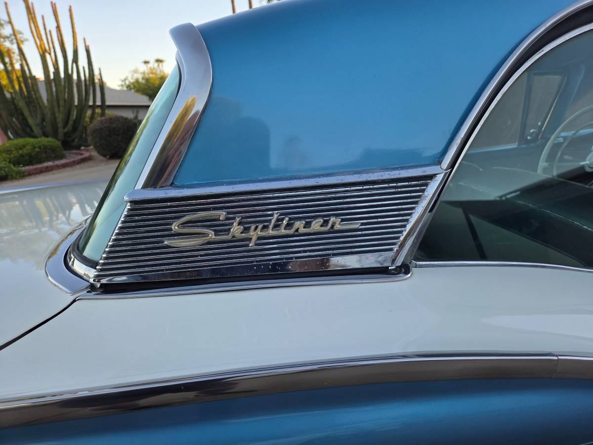 Ford-Galaxie-skyliner-1959-blue