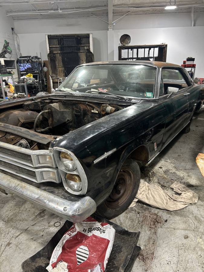 Ford-Galaxie-xl-1966