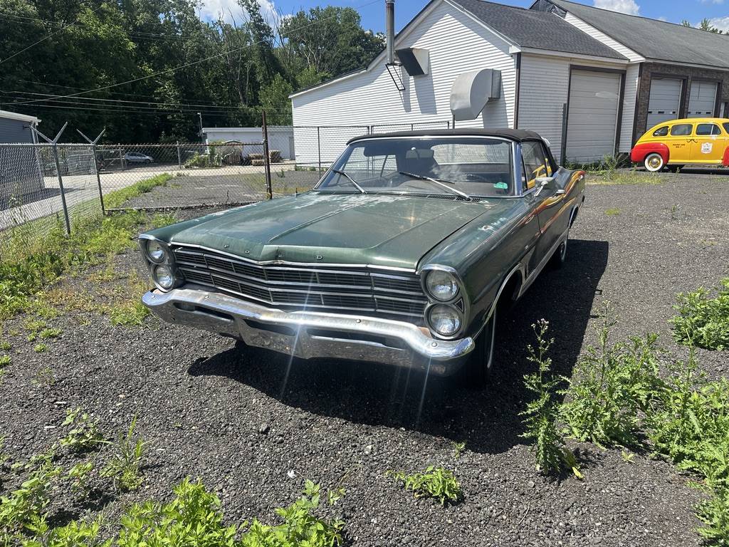 Ford-Galaxy-1967