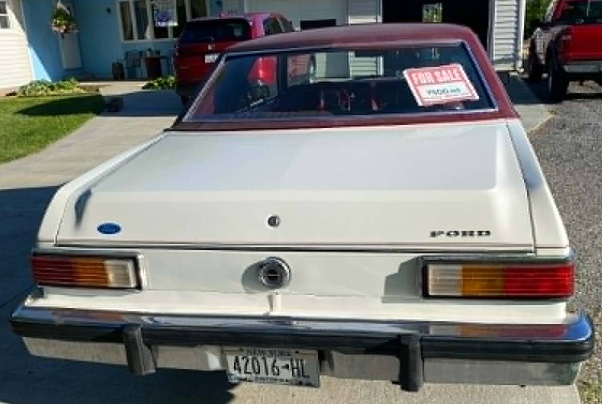 Ford-Granada-1979-white