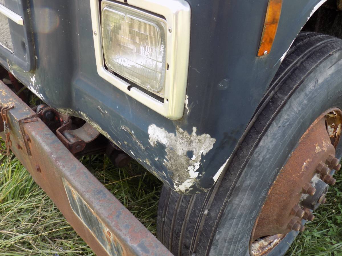 Ford-L8000-1995-blue