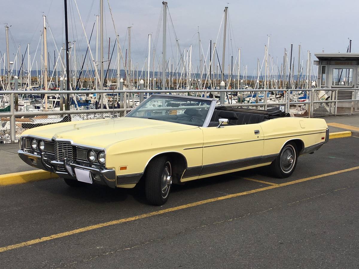 Ford-Ltd-convertible-1972-yellow