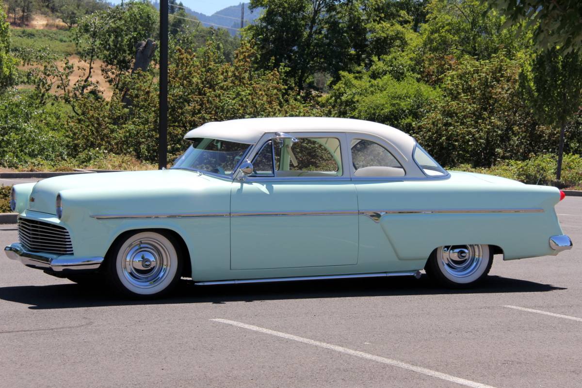Ford-Mainline-business-coupe-1954-green