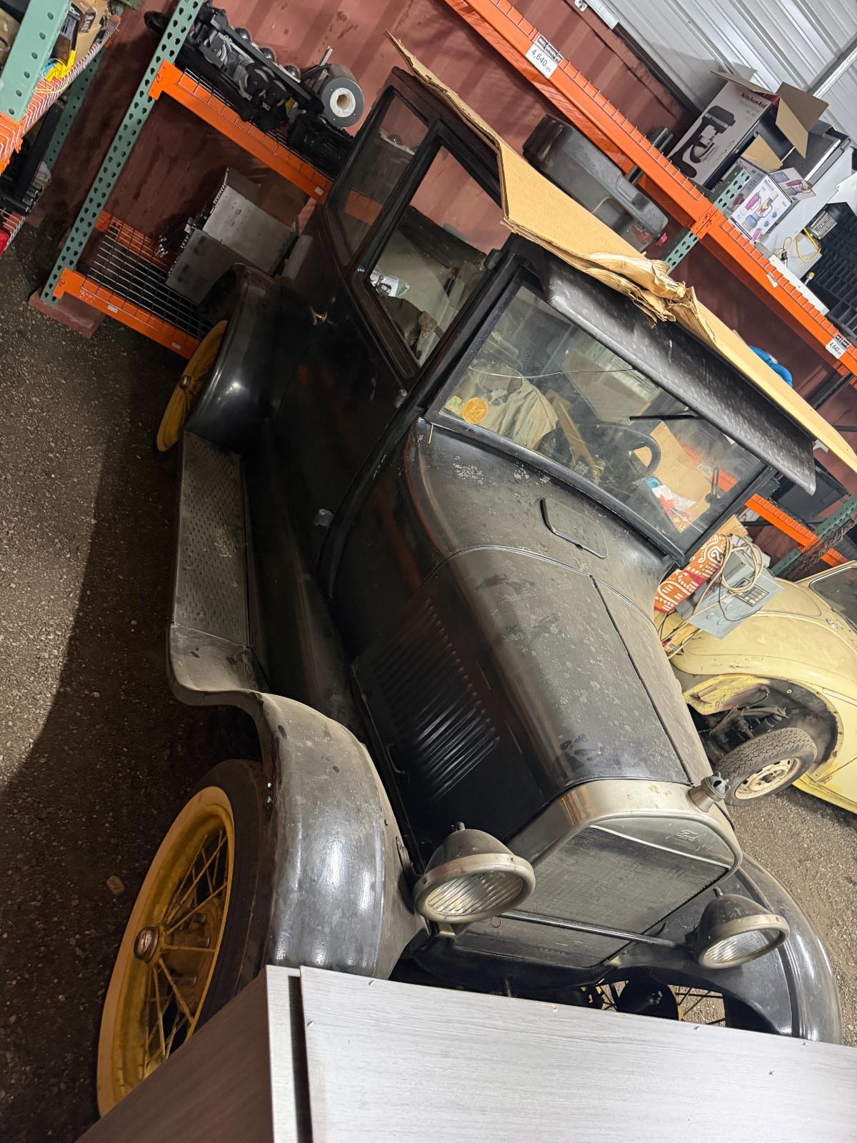 Ford-Model-T-1926-Black