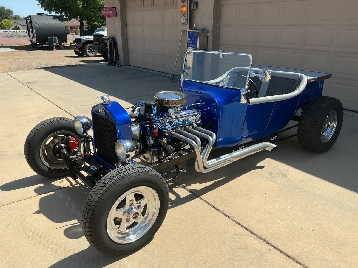 Ford-Model-t-1922-blue