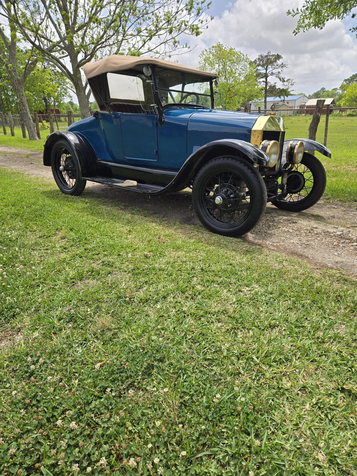 Ford-Model-t-1926-Blue-Brown