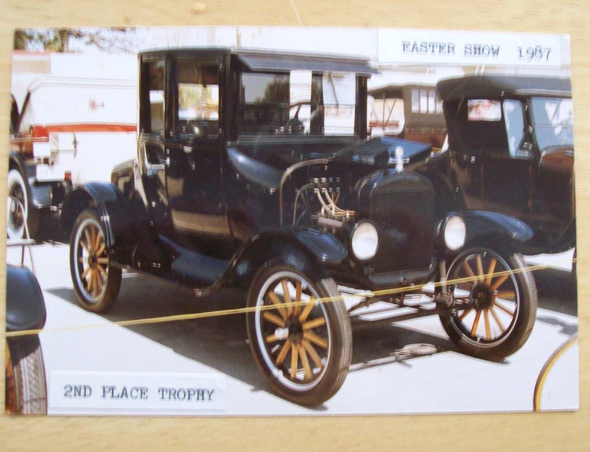Ford-Model-t-coupe-1924-black