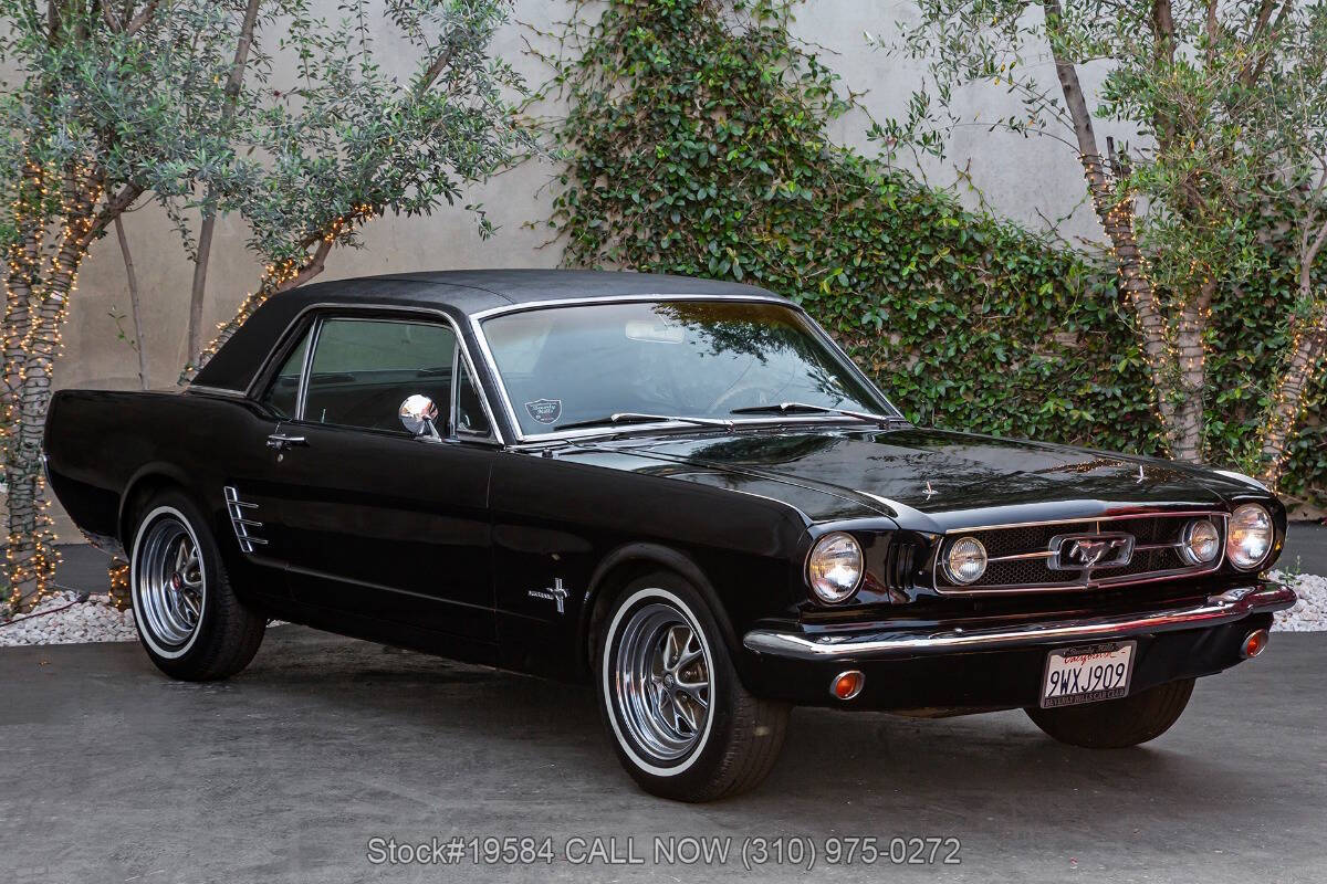 Ford-Mustang-1965-Azure-Blue-Black