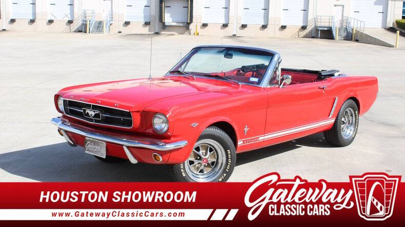 Ford-Mustang-1965-Red-Red