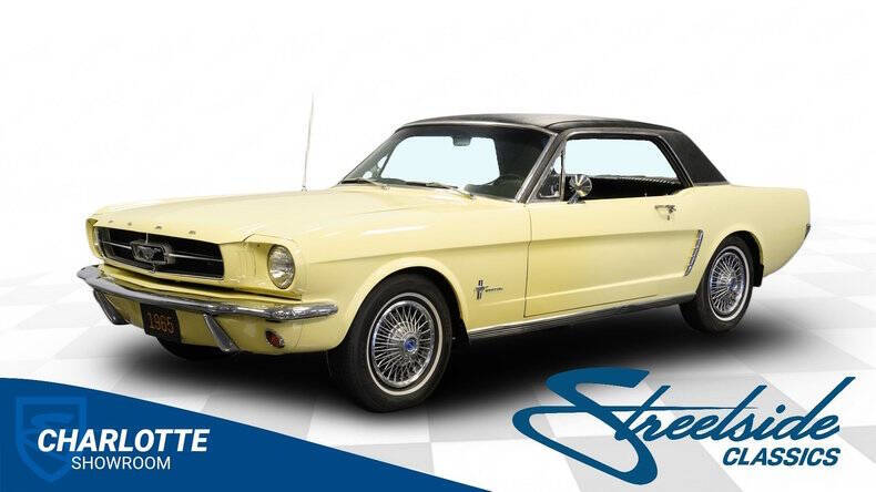 Ford-Mustang-1965-Springtime-Yellow-Black