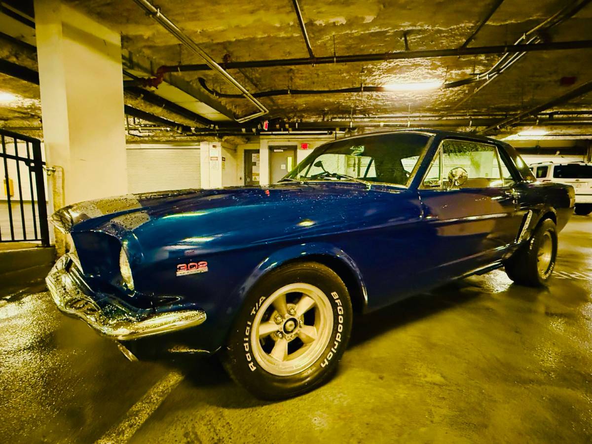 Ford-Mustang-1965-blue