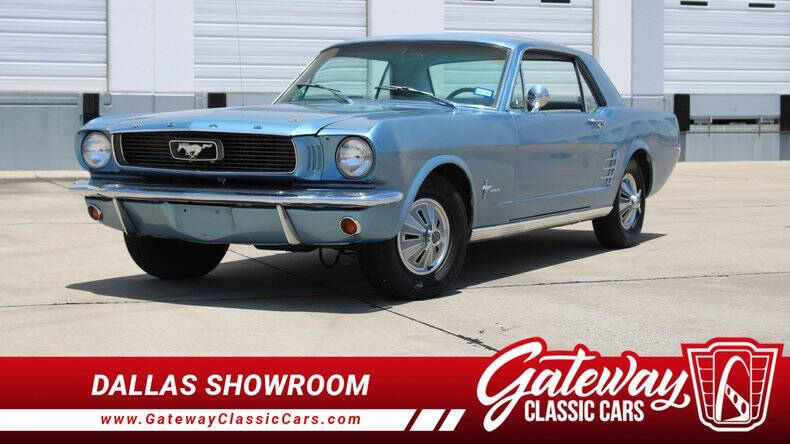 Ford-Mustang-1966-Blue-Blue-And-White