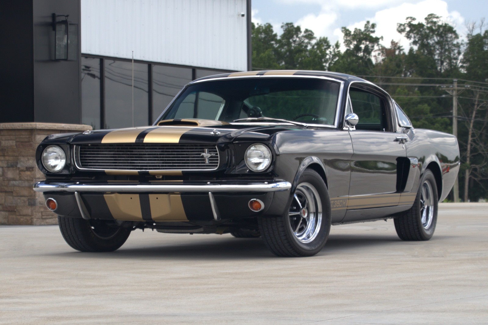 Ford-Mustang-1966-Fastback-Black