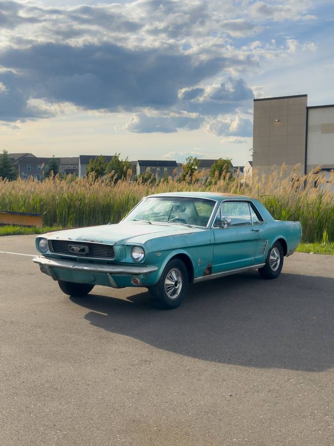Ford-Mustang-1966-blue
