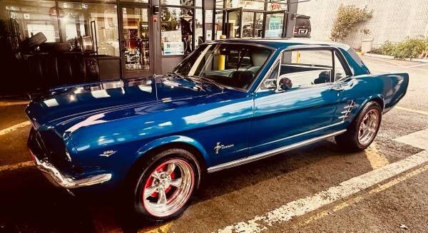 Ford-Mustang-1966