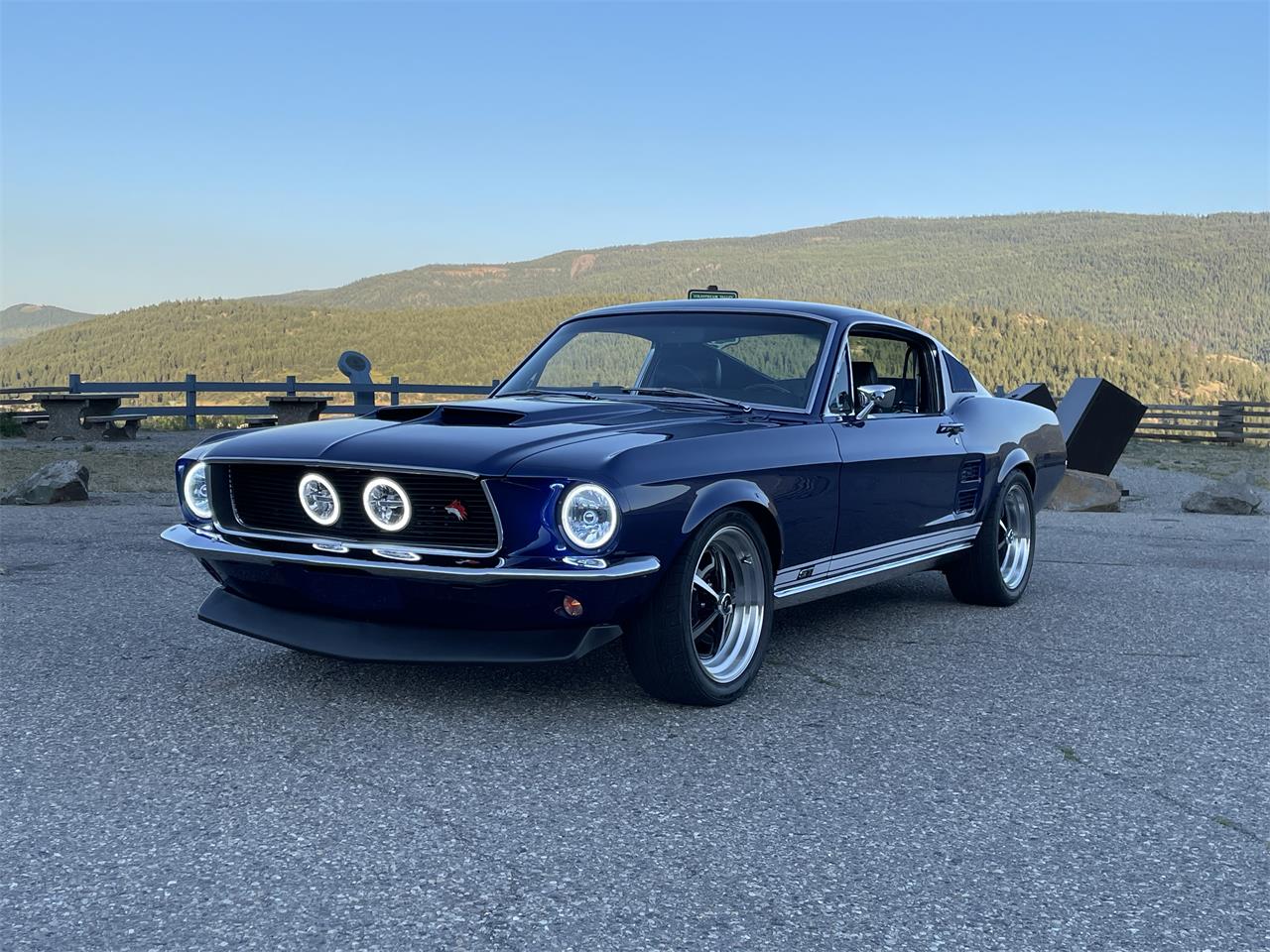 Ford-Mustang-1967-Blue-black