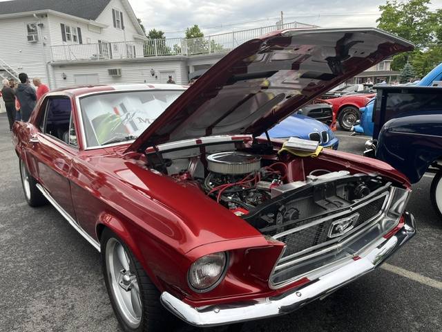 Ford-Mustang-1968-red