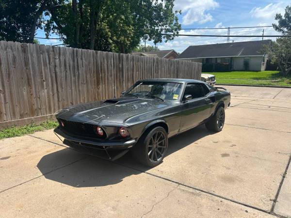 Ford-Mustang-1969-grey