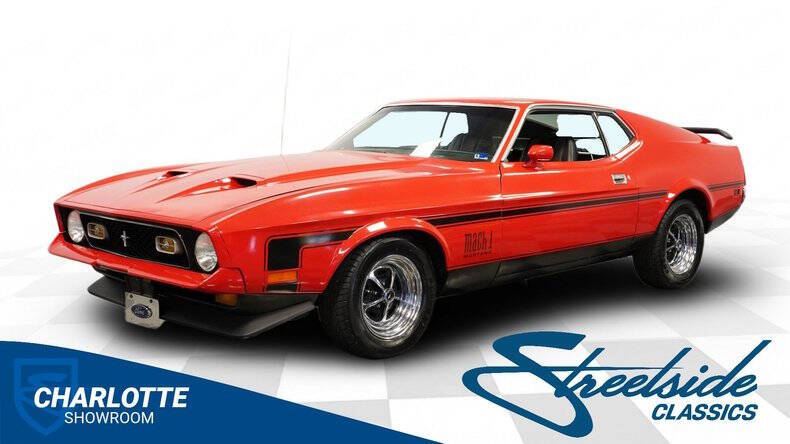 Ford-Mustang-1972-Red-Black