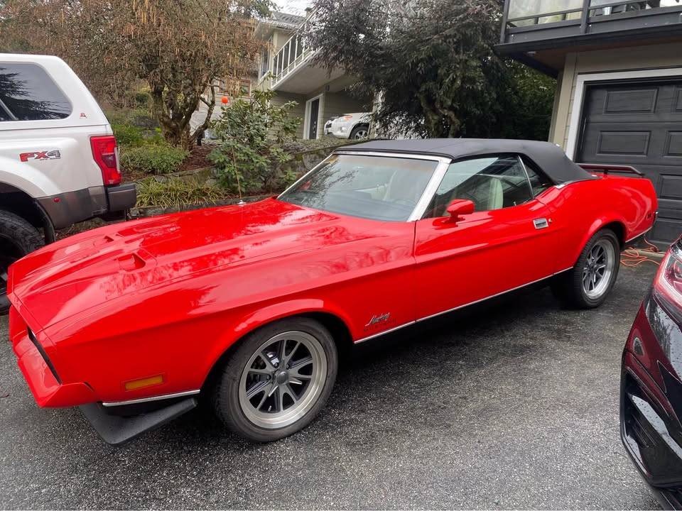 Ford-Mustang-1972-red