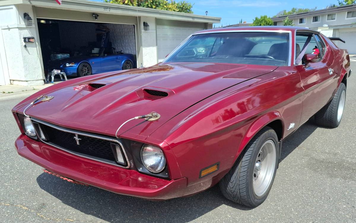 Ford-Mustang-1973