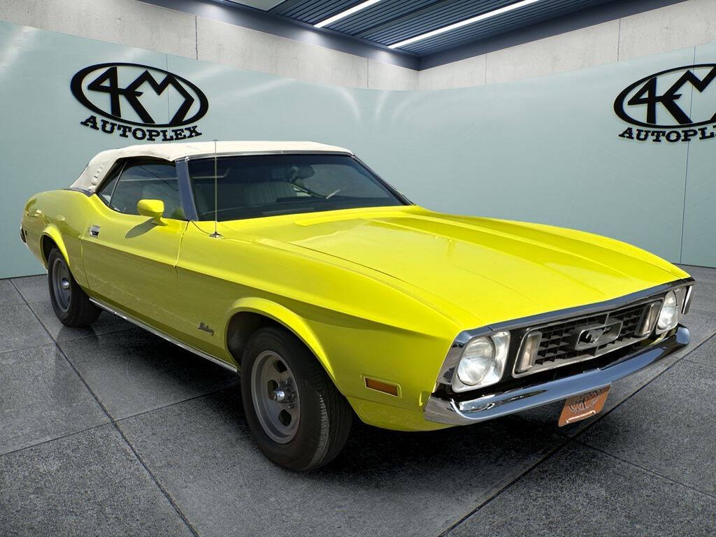 Ford-Mustang-1973-Green Ford-Mustang-1973-Green