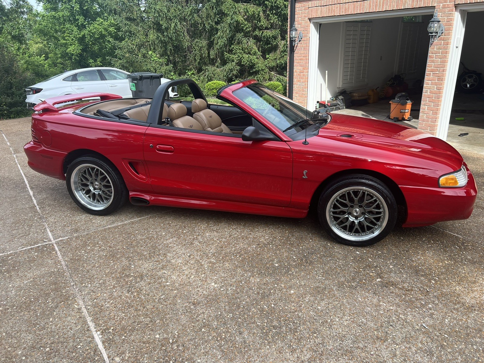 Ford-Mustang-1994-Convertible-Tan