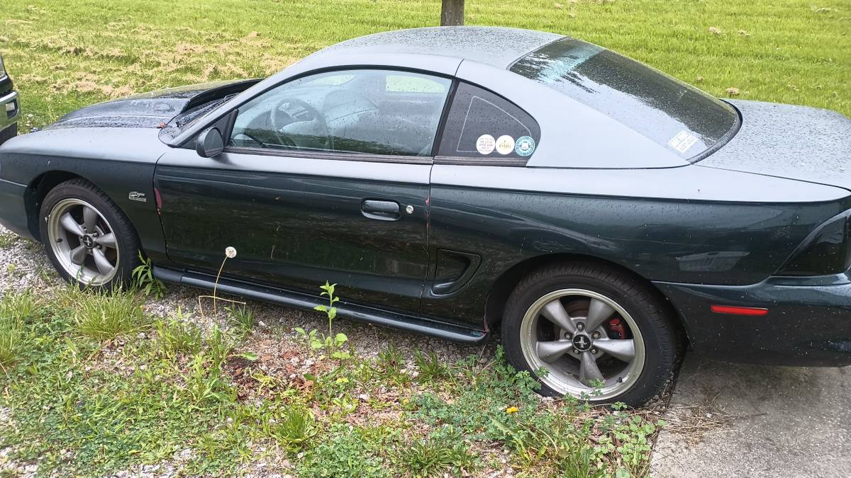 Ford-Mustang-1994-green