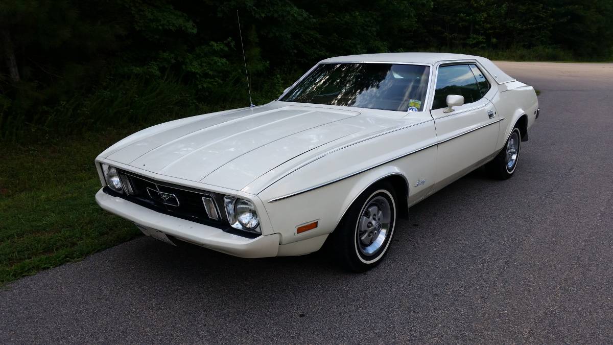 Ford-Mustang-grande-1973-white