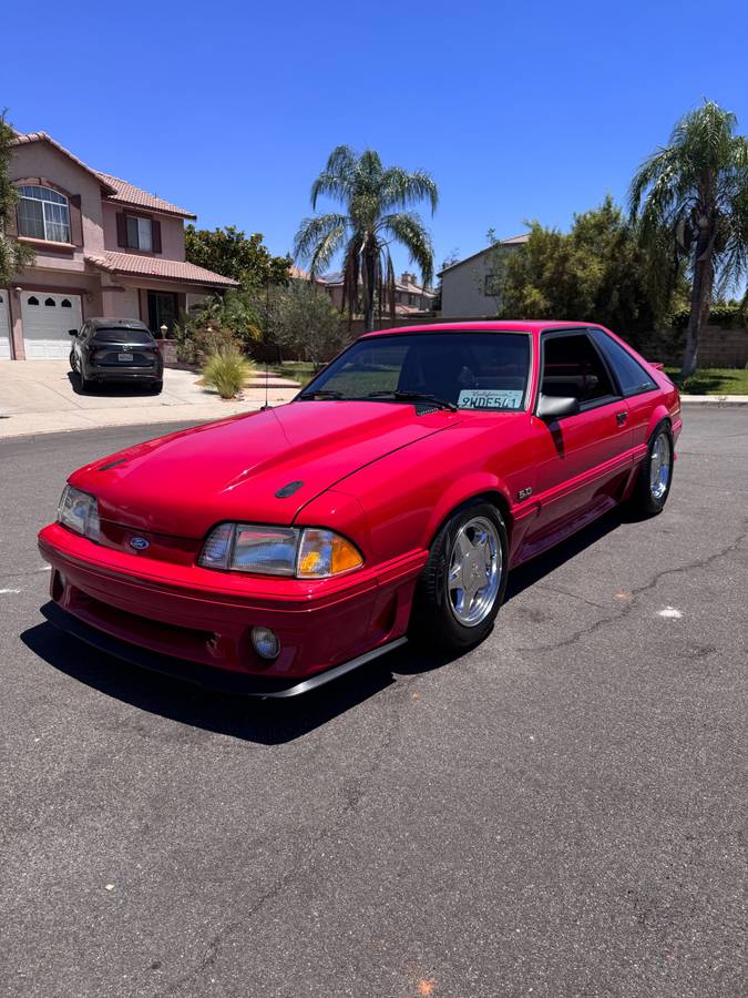Ford-Mustang-gt-coupe-1992-red