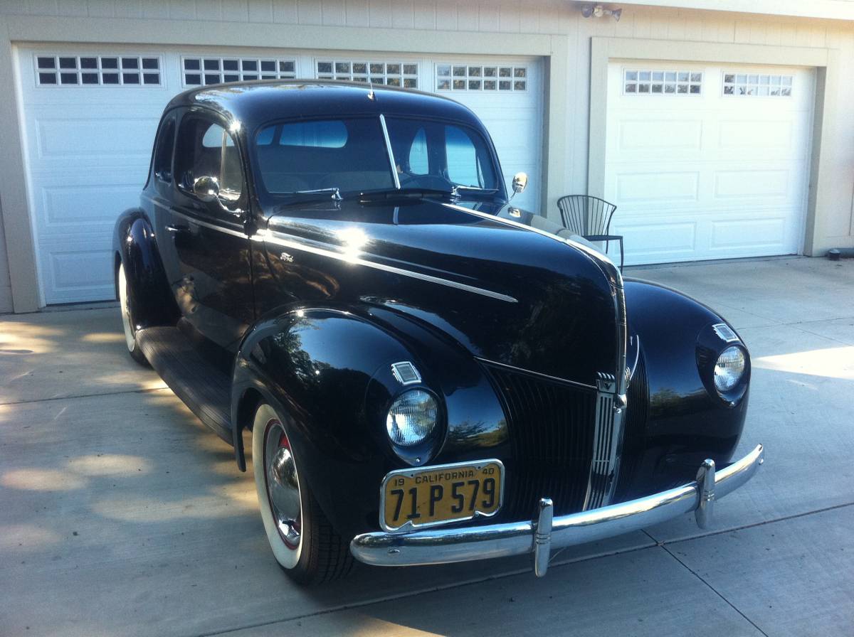 Ford-Opera-coupe-1940-black