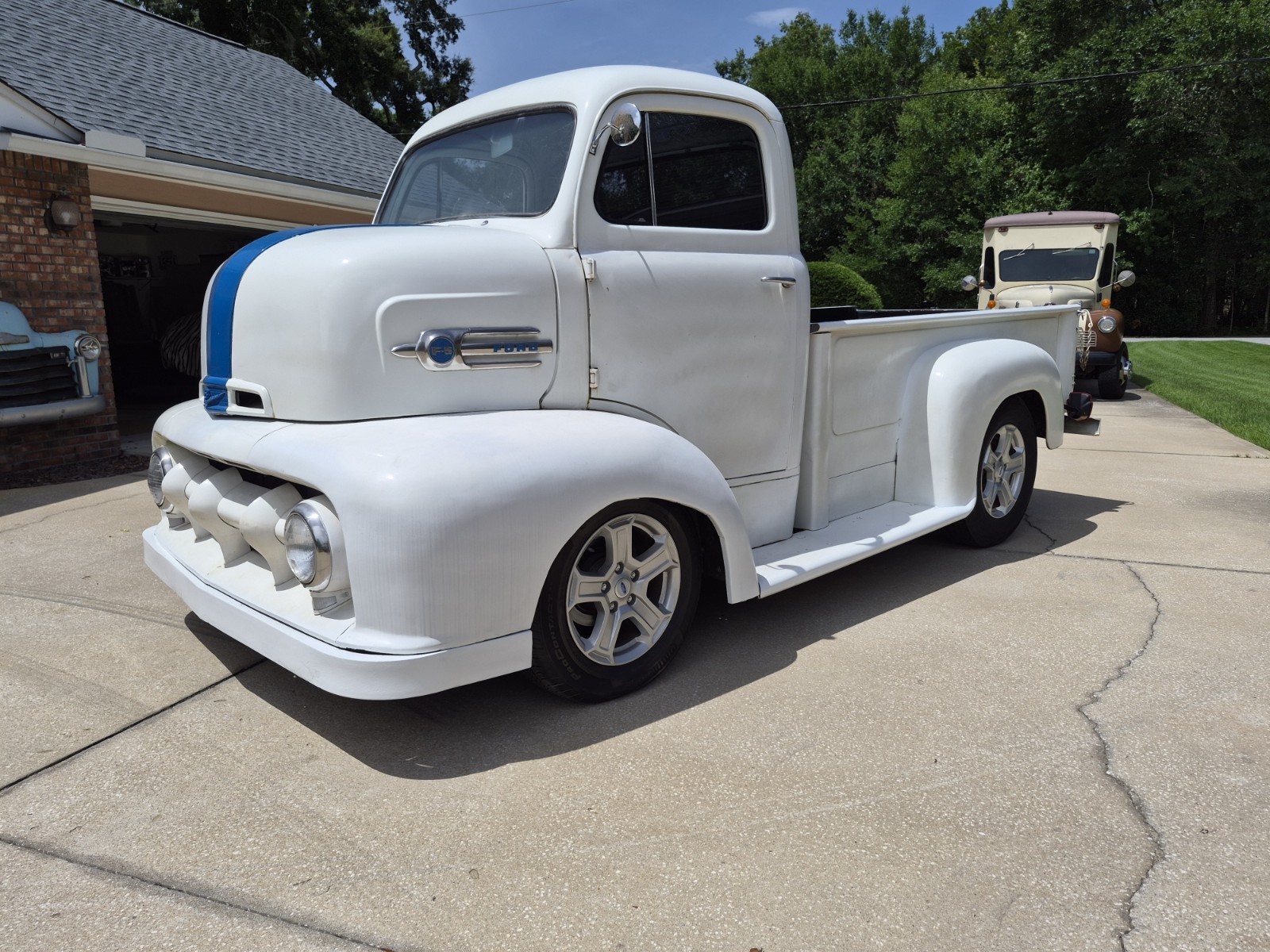 Ford-Other-Pickups-1952-Standard-Cab-Pickup-White