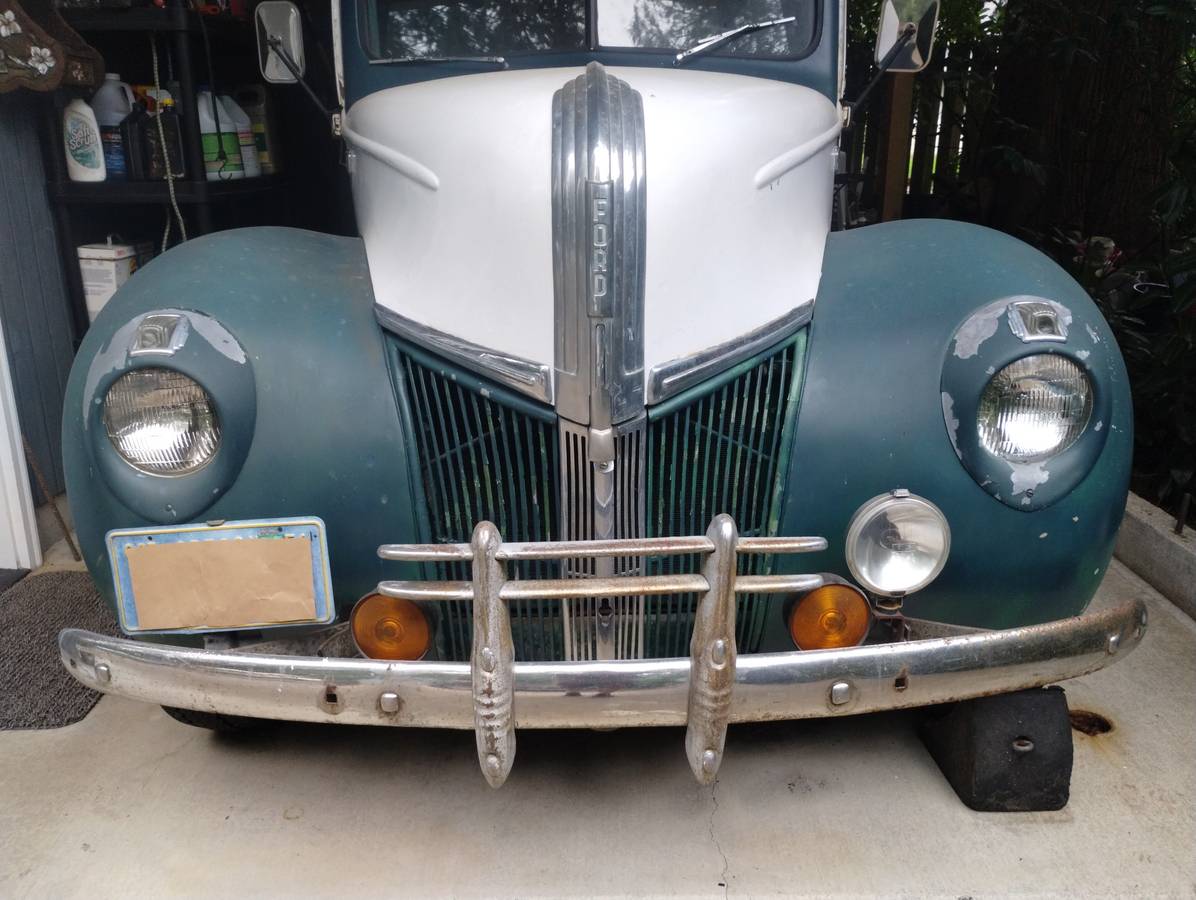 Ford-Panel-truck-1941