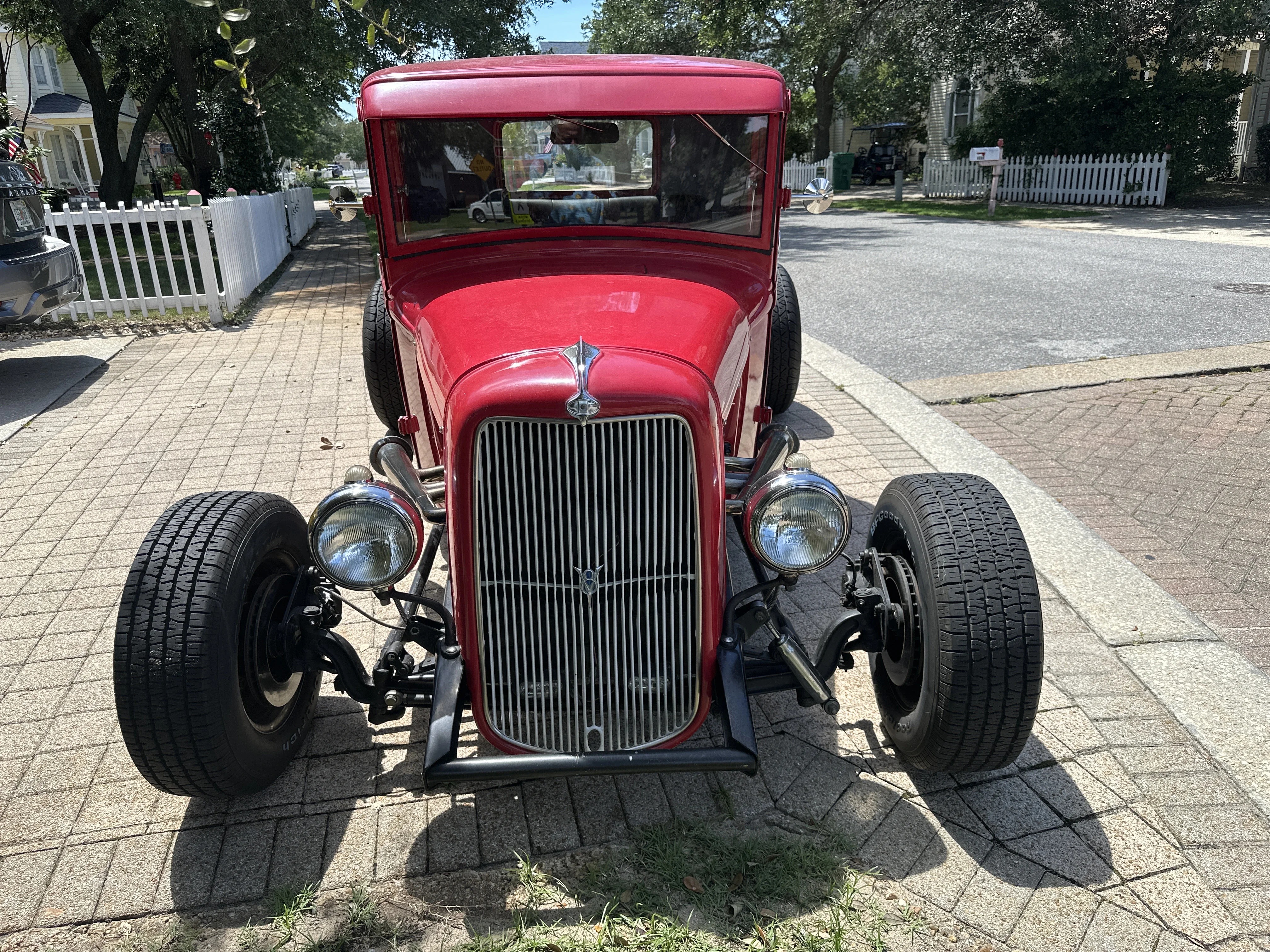 Ford-Pickup-1934-Red-Red