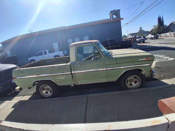 Ford-Ranger-1970-Green
