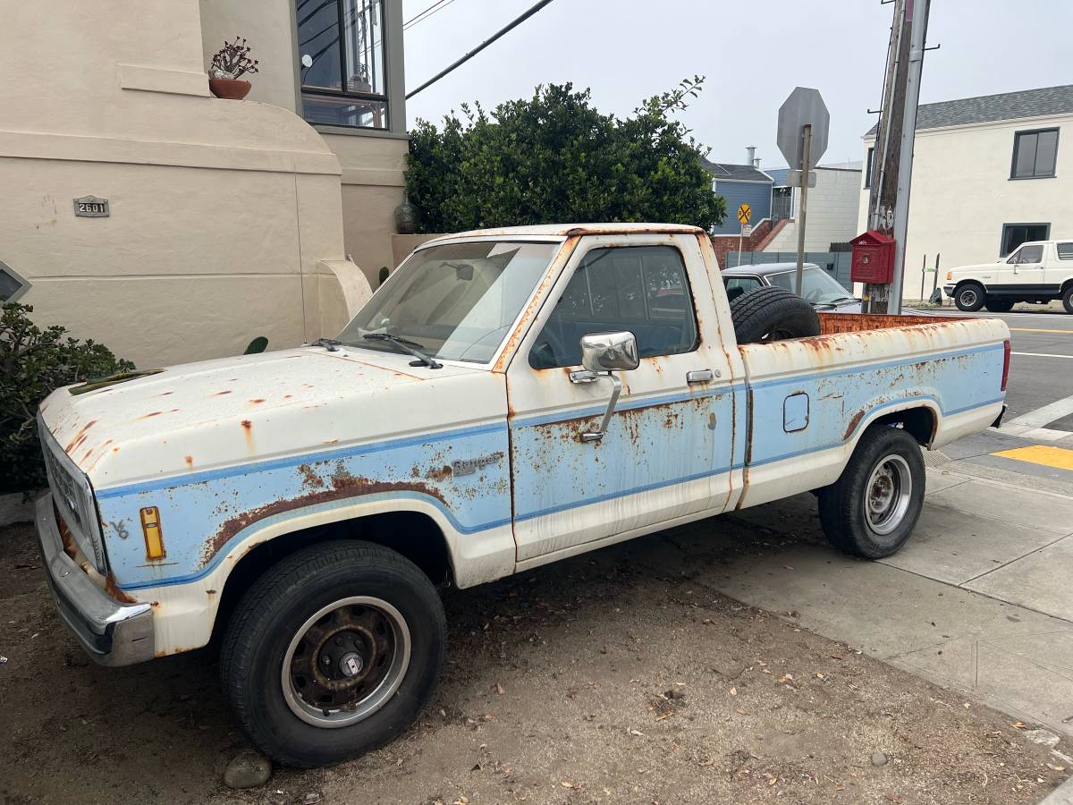 Ford-Ranger-1985