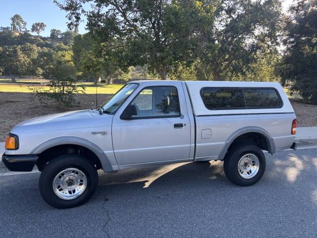 Ford-Ranger-1994-grey