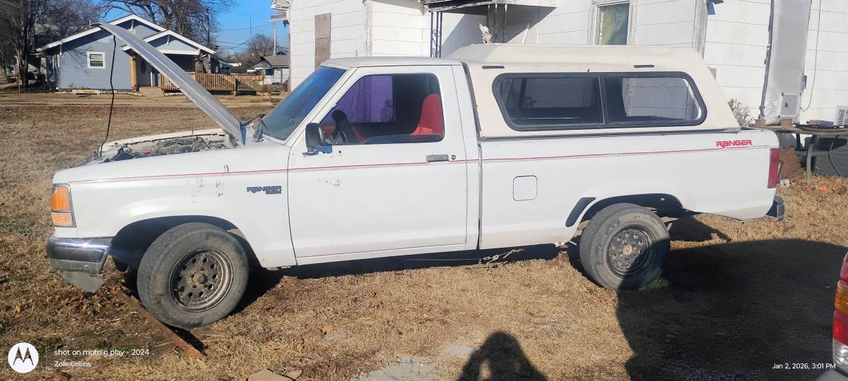 Ford-Ranger-xlt-1992-white