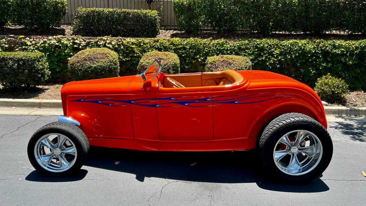 Ford-Roadster-1932-orange