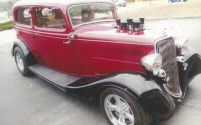 Ford Sedan Deluxe Bonnie and Clyde 1934