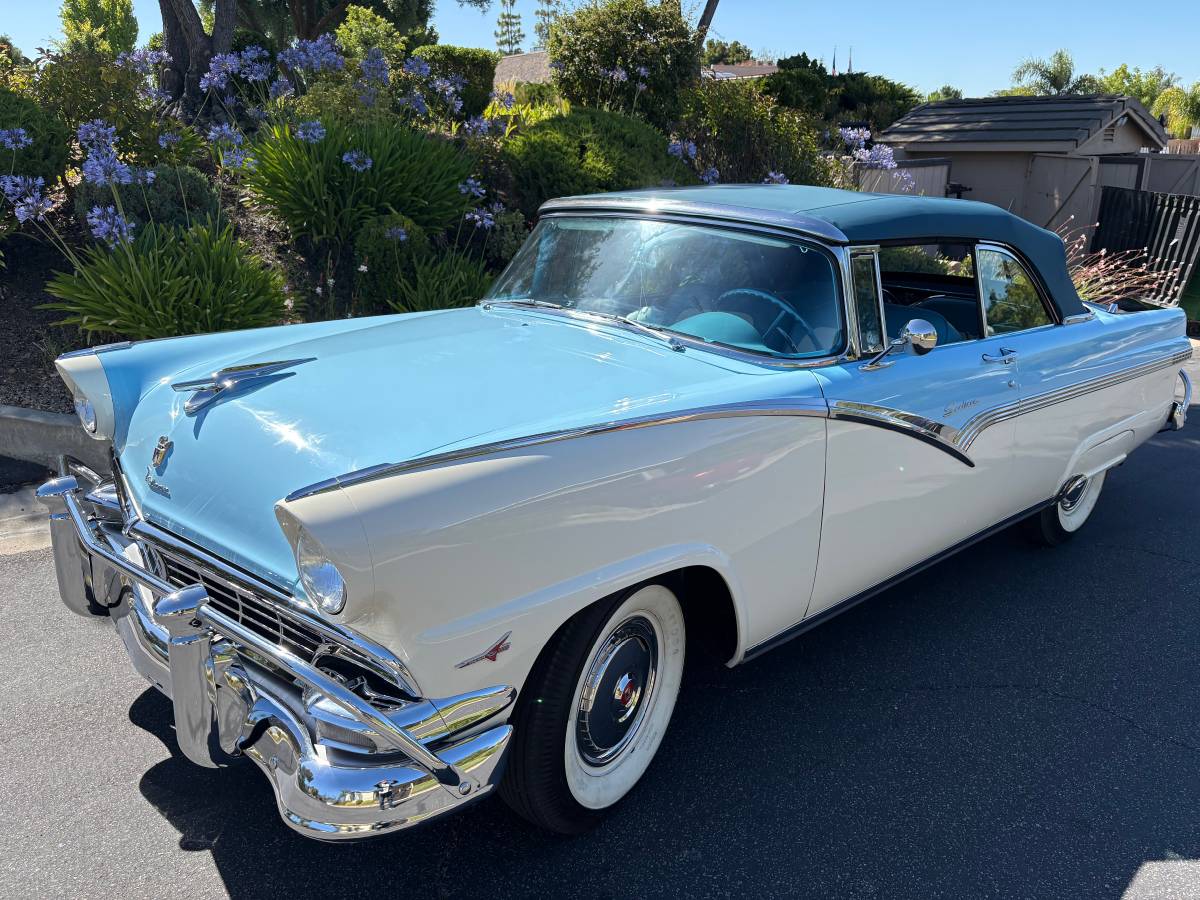 Ford-Subliner-1956-blue