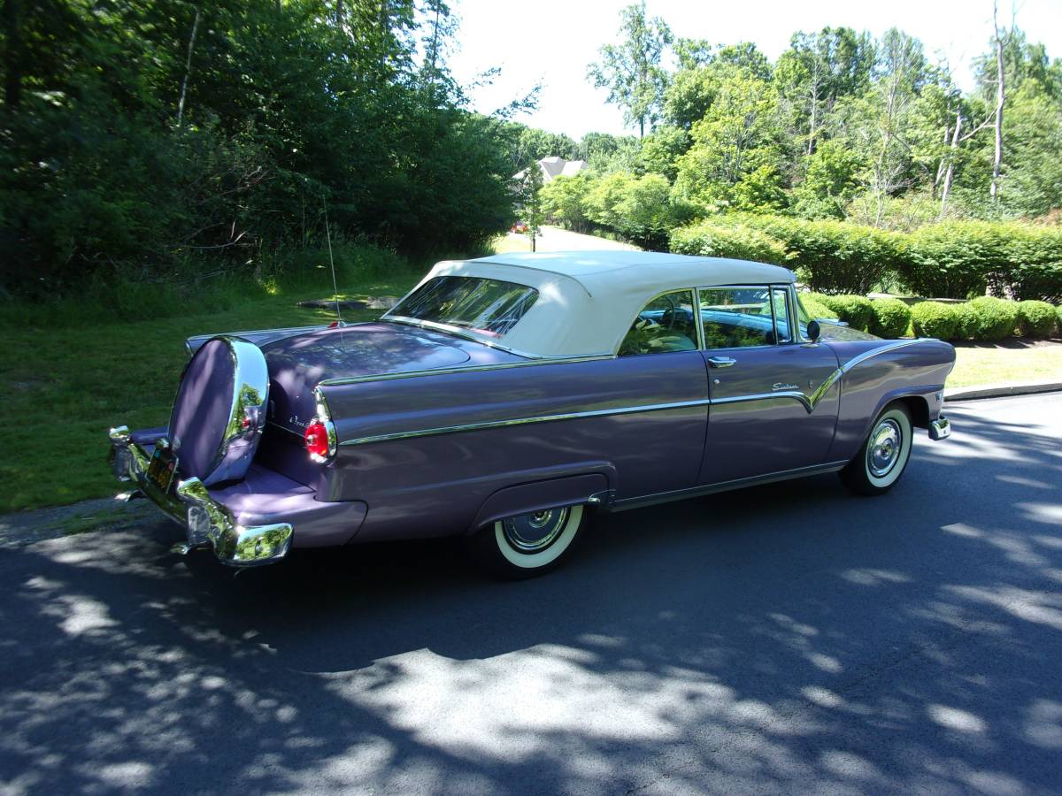 Ford-Sunliner-convertible-1955-purple