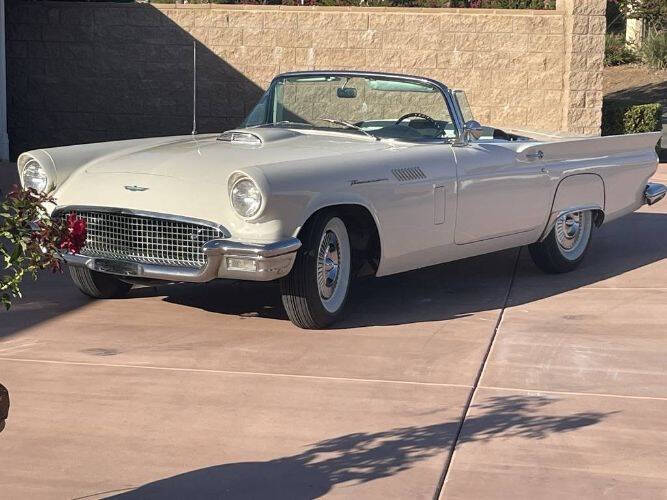Ford-Thunderbird-1957-Colonial-White