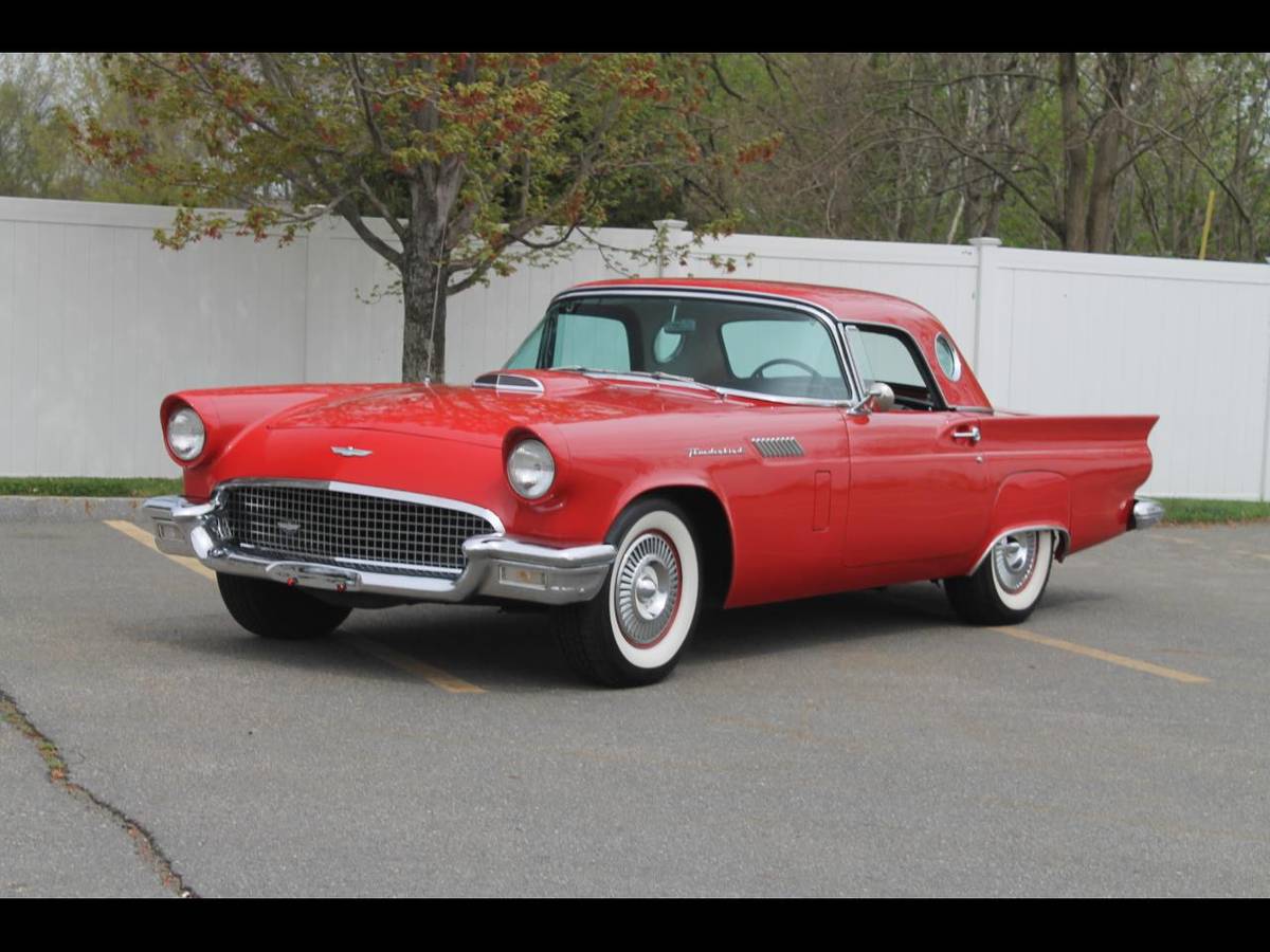 Ford-Thunderbird-1957-red